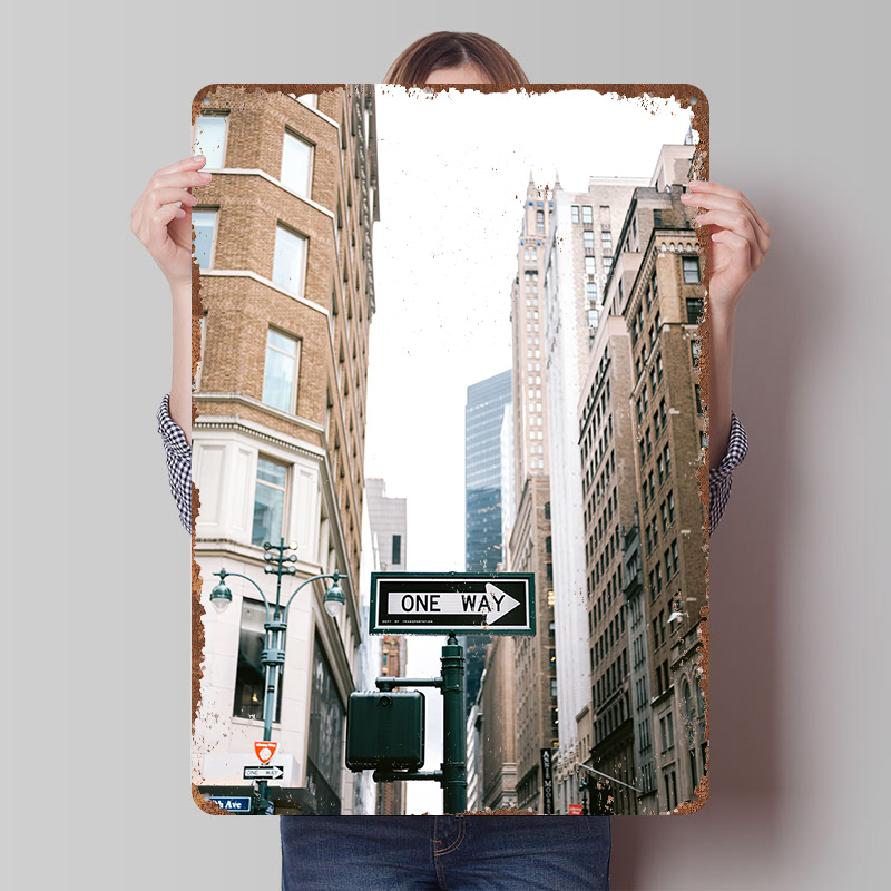 Fifth Avenue New York Tinplate - Retro Gaming York 评论和价格